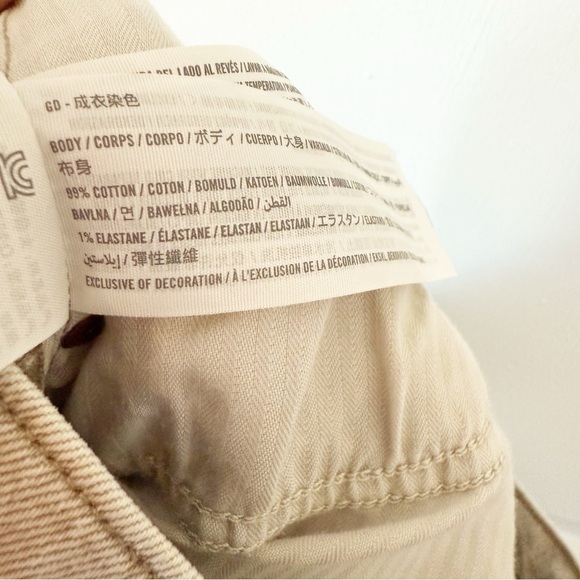 ABERCROMBIE & FITCH The 90’s Straight Ultra High Rise Jeans In Oat - Picture 9 of 12